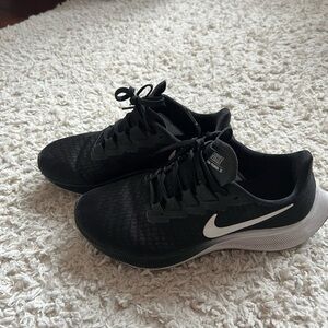 Nike Black and White Sneakers